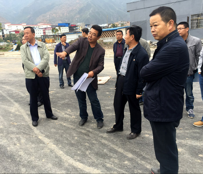 市住房和城鄉(xiāng)建設局領導檢查指導階州廣場項目建設