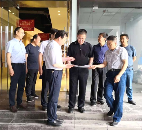 隴南市委常委、組織部部長(zhǎng)楊郃調(diào)研指導(dǎo)市龍江城鄉(xiāng)發(fā)展集團(tuán)公司黨建工作